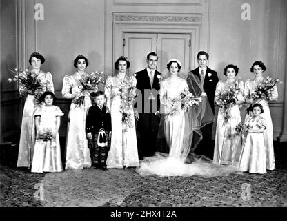 ***** Hochzeit von Miss C. Ferriscott und Gregory Blaxland Kater in London: Die Ehe fand am Samstag, den 3.. April, in London statt, als Gregory Blaxland Kater, der jüngste Sohn des Hon. Sir Norman Kater Kt., M.L.C., aus Sydney, Australien, und Miss Catherine Ferris-Scott, die einzige Tochter von Mr. Und Mrs. Ferris-Scott, aus Wythegate, Riverside, Staines, in St. George's, Havover Square. Nach der Zeremonie hatte das Paar ein Telefongespräch mit dem Vater des Bräutigams, Sir Norman Kater, in seinem Haus in Australien, und erhielt seinen Herzlichen Glückwunsch. 20. April 1937. Stockfoto