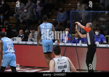 Cremona, Italien. 09. März 2022. Markis McDuffie während der Vanoli Basket Cremona vs GeVi Napoli, Italienische Basketball A Serie Championship in Cremona, Italien, März 09 2022 Quelle: Independent Photo Agency/Alamy Live News Stockfoto