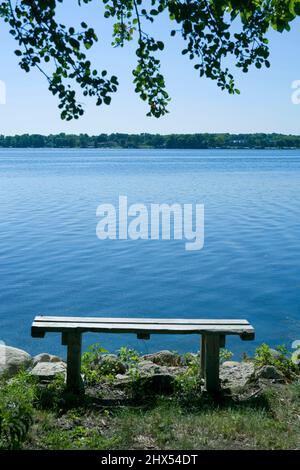 LEERE BANK LITTLE LAKE MUSKEEGO WISCONSIN USA Stockfoto