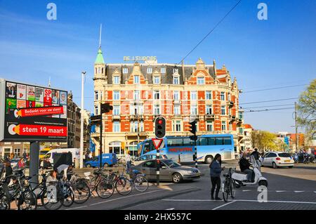 Hotel De L'Europe, ein luxuriöses 5-Sterne-Hotel am Ufer der Amstel, Nieuwe Doelenstraat 2-14, Amsterdam, Nordholland, Niederlande, Europa Stockfoto