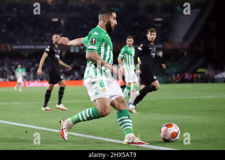 Sevilla, Spanien. 09h, März 2022. Nabil Fekir (8) von Real Betis während des UEFA Europa League-Spiels zwischen Real Betis und Eintracht Frankfurt im Estadio Benito Villamarin in Sevilla. (Bildnachweis: Gonzales Photo - Mario Diaz Rasero). Stockfoto