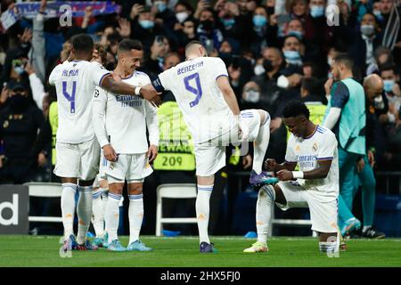 Karim Benzema von Real Madrid feiert ein Tor während der UEFA Champions League, Runde von 16 - zweite Etappe, Fußballspiel zwischen Real Madrid und Paris Saint Germain - PSG im Santiago Bernabeu Stadion am 09. März 2022, in Madrid, Spanien. - Foto: Oscar Barroso/DPPI/LiveMedia Stockfoto