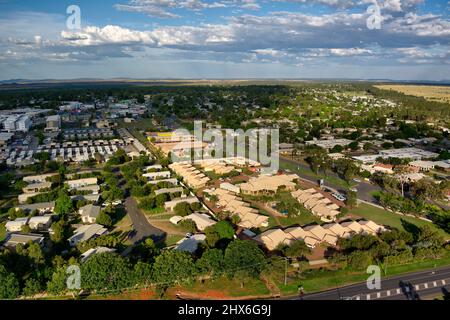 Luftaufnahme der Bergbaudienststadt Moranbah Queensland Australien Stockfoto