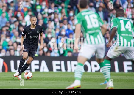 Djibril Sow von Eintracht während der UEFA Europa League, Runde 16, 1.-Bein-Fußballspiel zwischen Real Betis und Eintracht Frankfurt am 9. März 2022 im Benito Villamarin Stadion in Sevilla, Spanien - Foto: Joaquin Corchero/DPPI/LiveMedia Stockfoto