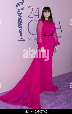 Santa Monica, USA. 9.. März 2022. Bei der Ankunft für 24. CDGA Costume Designers Guild Awards, die Eli und Edythe Broad Stage, Santa Monica, USA 9. März 2022. Kredit: Priscilla Grant/Everett Collection/Alamy Live Nachrichten Stockfoto