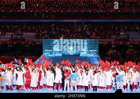 China Delegation (CHN), 20. FEBRUAR 2022: Abschlusszeremonie der Olympischen Winterspiele 2022 in Peking im Nationalstadion in Peking, China. Kredit: Koji Aoki/AFLO SPORT/Alamy Live Nachrichten Stockfoto