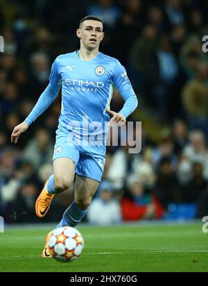 Manchester, Großbritannien. 09/03/2022, Phil Foden von Manchester City während des Fußballspiels Manchester City gegen Sporting Lissabon, UEFA Champions League, Runde 16, Etappe 2 von 2, Etihad Stadium, Manchester, Großbritannien. 9.. März 2022. Kredit: Michael Zemanek/Alamy Live Nachrichten Stockfoto