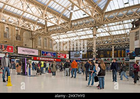 Charing Cross Railway Station, Strand, London, Großbritannien Stockfoto