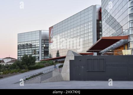 Museum of Human Evolution, modernes Gebäude außen in Burgos Spanien. Entworfen von Juan Navarro Baldeweg Architekt. Stockfoto