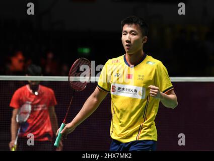 Mülheim, Deutschland. 10. März 2022. Lu Guangzu aus China feiert beim Badmintonturnier Yonex German Open 2022 in Mülheim, Deutschland, 10. März 2022 den Torreigen beim zweiten Männerspiel zwischen Lu Guangzu aus China und Srikanth Kidambi aus Indien. Quelle: Lu Yang/Xinhua/Alamy Live News Stockfoto