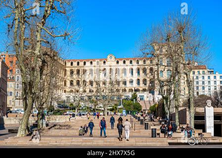 Marseille, quartier du Panier, l'Hôtel Intercontinental et ancien Hôtel Dieu, et Place villeneuve-bargemon France Paca Stockfoto