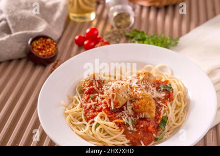 Spaghetti mit Fleischbällchen Stockfoto