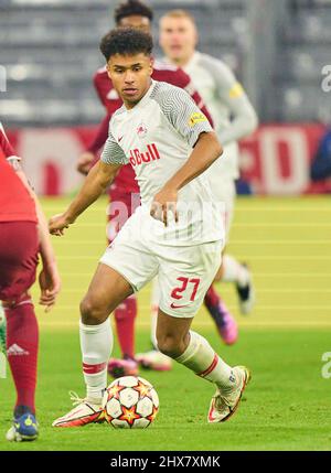 Karim ADEYEMI, FC Salzburg Nr. 27 im Spiel FC BAYERN MÜNCHEN - FC Red Bull SALZBURG 7-1 der Fußball UEFA Champions League, Runde von 16 in der Saison 2021/2022 in München, 8. März 2022. Achtelfinale, FCB, Red Bull, © Peter Schatz / Alamy Live News Stockfoto