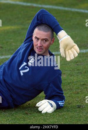 PORTSMOUTH TRAINING 27-01-06 DEAN KIELY PIC MIKE WALKER, 2006 Stockfoto