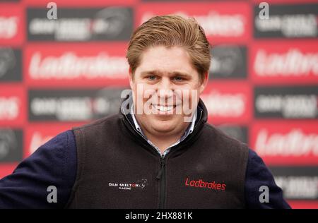 Aktenfoto vom 28-02-2022 von Dan Skelton. Dan Skelton hat lange und hart daran gearbeitet, das Cheltenham Festival mit echten Chancen in den Headlinerevents zu besuchen. Ausgabedatum: Donnerstag, 10. März 2022. Stockfoto