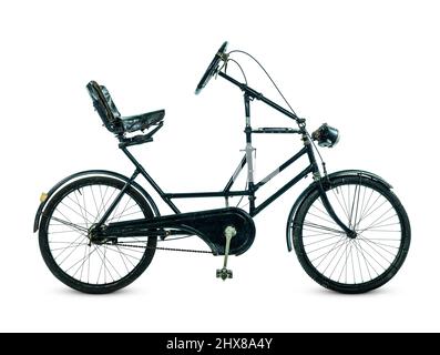 Triumph Moller Liegeergometer, 1935, UK, Seitenansicht. Hinterrad gelenkt. Dies ist ein semi-Liegerad. Verfügt über ein Lenkrad anstelle von Griffstangen. Stockfoto