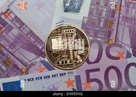 Cardano und 500 Euro Banknoten, Stockfoto