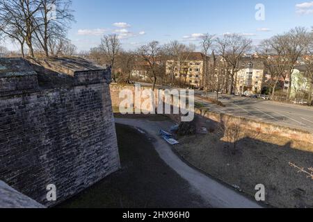 Die auf einem Hügel gelegene Nürnberger Kaiserburg bietet einen schönen Blick über die Stadt. Stockfoto