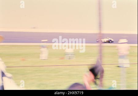 Das Rennen von Indianapolis 500 1963 von der Rennstrecke im Feld ca. 1963 Stockfoto