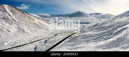 The Snowroads Scenic Route, A82, Glenshee, Schottland, Großbritannien Stockfoto