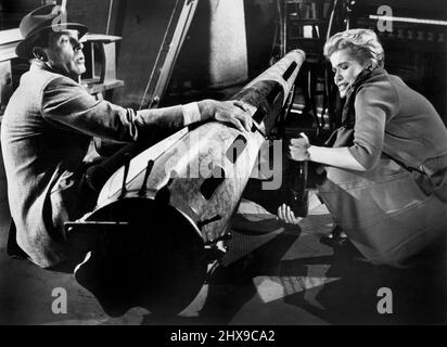 Fred MacMurray, Nancy Olson, am Set des Films, „The Absent-minded Professor“, Walt Disney Productions, Buena Vista Distribution, 1961 Stockfoto