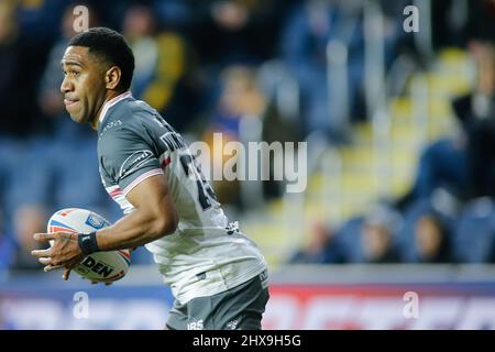 Leeds, Großbritannien. 10. März 2022. Headingley Stadium, Headingley, Leeds, West Yorkshire, 10.. März 2022. Betfred Super League Leeds Rhinos gegen Hull FC Mitieli Vulikijapani von Hull FC. Kredit: Touchlinepics/Alamy Live Nachrichten Stockfoto