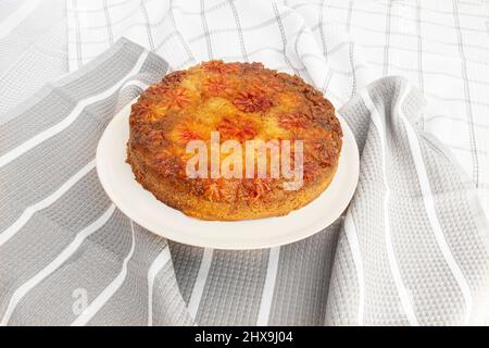 Umgedrehten Kuchen Mit Blutorange Stockfoto