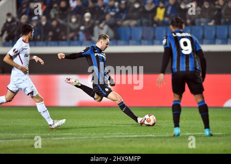 Bergamo, Italien. 10. März 2022. Teun Koopmeiners von Atalanta, gesehen während des UEFA Europa League-Spiels zwischen Atalanta und Bayer Leverkusen im Gewiss Stadium in Bergamo. (Foto: Gonzales Photo/Alamy Live News Stockfoto