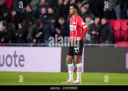Eindhoven, Niederlande. 10. März 2022. EINDHOVEN, NIEDERLANDE - 10. MÄRZ: Cody Gakpo vom PSV sieht während der UEFA Conference League Runde von 16 auf der ersten Etappe des Spiels zwischen PSV Eindhoven und F.C. niedergeschlagen aus Kopenhagen im PSV-Stadion am 10. März 2022 in Eindhoven, Niederlande (Foto: Patrick Goosen/Orange Picics) Quelle: Orange Pics BV/Alamy Live News Stockfoto