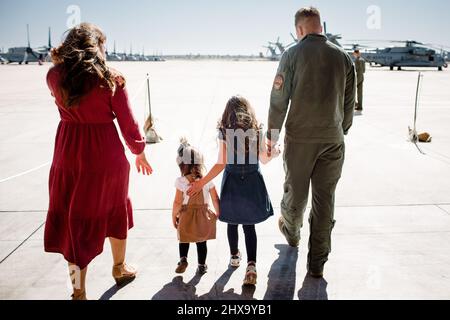 Die militärische Familie vereint sich in Miramar in San Diego Stockfoto