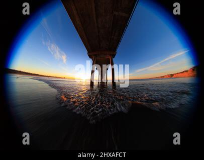 La JOLLA, KALIFORNIEN. 9. Februar 2021. Scripps Pier bei Sonnenuntergang. Foto: Mark Johnson/Ironstring Stockfoto