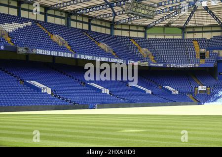 Fans des Chelsea Football Club gedenken des Gedenktages an der Stamford Bridge 2018 Stockfoto