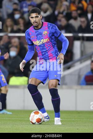 Barcelona, Spanien. 10. März 2022. Ronald Araujo aus Barcelona während der UEFA Europa League, Runde 16, 1.-Bein-Fußballspiel zwischen dem FC Barcelona und Galatasaray am 10. März 2022 im Camp Nou Stadion in Barcelona, Spanien - Foto: Jean Catuffe/DPPI/LiveMedia Kredit: Unabhängige Fotoagentur/Alamy Live News Stockfoto