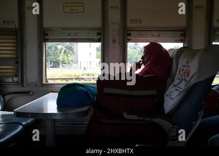 Bangladesch, Khulna, 2021-10-31. Zugfahrt durch Bangladesch Bangladesch. Foto von Martin Bertrand. Bangladesch, Khulna, le 2021-10-31. Reise Stockfoto