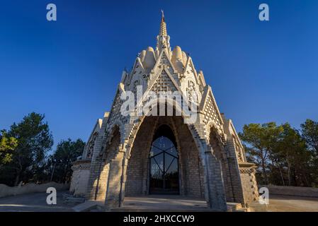 Wallfahrtskirche der Jungfrau von Montserrat, entworfen vom Architekten Josep Maria Jujol, in Montferri (Tarragona, Katalonien, Spanien) ESP: Santuario de Montserri Stockfoto