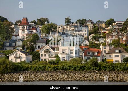 Alte Architektur am Strandweg im Hamburger Stadtteil Blankenese an der Elbe Stockfoto