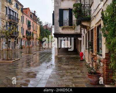 Auf dem Rio Terà ai Saloni, Venedig Stockfoto