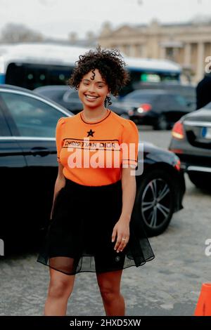 Paola Locatelli im Straßenstil bei der Herbst-Winter 2022-2023-Show von Dior, die am 1.. März 2022 im Jardin des Tuileries, Paris, Frankreich, stattfand. Foto von Marie-Paola Bertrand-Hillion/ABACAPRESS.COM Stockfoto