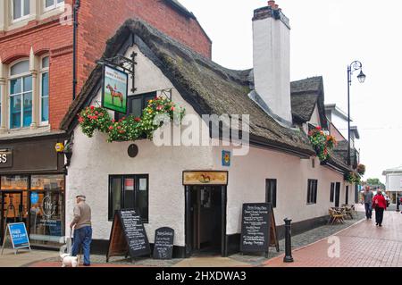 aus dem 16. Jahrhundert das Pferd & Jockey Pub, Hope Street, Wrexham, Wrexham County Borough, Wales, Vereinigtes Königreich Stockfoto