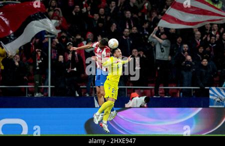 Madrid, Spanien. 11. März 2022. Madrid, Spanien; 11.03.2022.- Atletico de Madrid gegen Cadiz Fußball gegen La Liga Spanien Spiel 28 im Wanda Metropolitano Stadion, Madrid. Atletico de Madrid Spieler Cádiz Spieler Final Score 2-1 Atletico Gewinner Credit: Juan Carlos Rojas/dpa/Alamy Live News Stockfoto