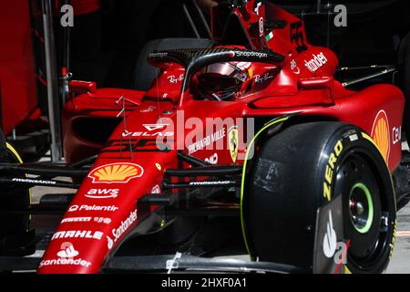 55 SAINZ Carlos (Spa), Scuderia Ferrari F1-75, Aktion während der Formel 1 Aramco-Vorsaison-Tests vor der FIA Formel 1-Weltmeisterschaft 2022, auf dem Bahrain International Circuit, vom 10. Bis 12. März 2022 in Sakhir, Bahrain - Foto: Antonin Vincent/DPPI/LiveMedia Stockfoto