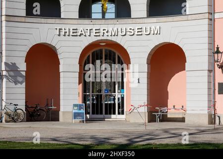 Theatermuseum Düsseldorf mit dem Dumont Lindemann Archiv im Hofgarten Stockfoto