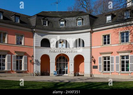 Theatermuseum Düsseldorf mit dem Dumont Lindemann Archiv im Hofgarten Stockfoto