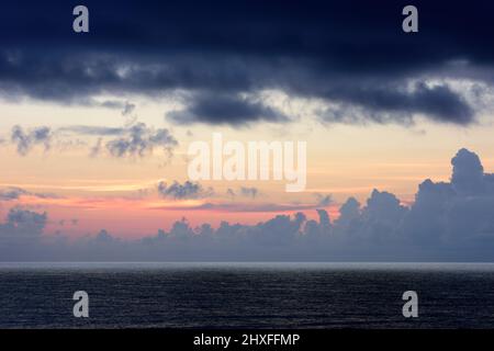 Kleiner runder Leuchtturm in Portland Harbor, Maine Stockfoto