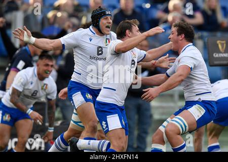 Rom, Italien. 12. März 2022. Callum Braley aus Italien feiert nach dem Versuch von 10-12 während des Six Nations 2022 Rugby-Spiels zwischen Italien und Schottland in Rom, Olimpico-Stadion, 12.. März 2022. Foto Antonietta Baldassarre/Insidefoto Kredit: Insidefoto srl/Alamy Live News Stockfoto