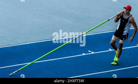 Sydney, Australien. 12. März 2022. Tritt am 12. März 2022 im Sydney Olympic Park Athletics Center in Sydney, Australien, bei den Men Pole Vault Open im Rahmen des 2022 Chemist Warehouse Sydney Track Classic an. Kredit: Izhar Ahmed Khan/Alamy Live Nachrichten/Alamy Live Nachrichten Stockfoto