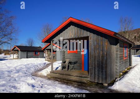 Kleine Ferienhäuser auf einem Campingplatz Stockfoto