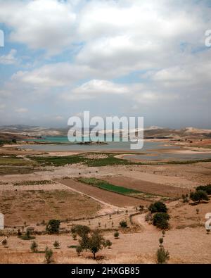 Die Staustufe Sidi Chahed liegt zwischen Fes und Sidi Kacem in Marokko, Stockfoto