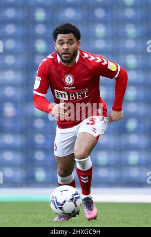 Blackburn, Großbritannien. 12. März 2022. Jay Dasilva von Bristol City in Aktion. EFL Skybet Championship Match, Blackburn Rovers gegen Bristol City im Ewood Park in Blackburn am Samstag, 12.. März 2022. Dieses Bild darf nur für redaktionelle Zwecke verwendet werden. Nur zur redaktionellen Verwendung, Lizenz für kommerzielle Nutzung erforderlich. Keine Verwendung bei Wetten, Spielen oder Veröffentlichungen in einem Club/einer Liga/einem Spieler.PIC von Chris Stading/Andrew Orchard Sports Photography/Alamy Live News Credit: Andrew Orchard Sports Photography/Alamy Live News Stockfoto