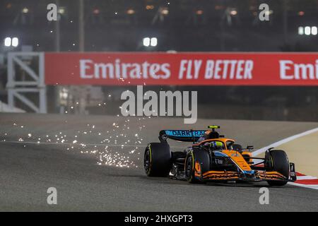 Bahrain International Circuit, Sakhir, Bahrain am 12. März 2022 Lando Norris 4 (GBR), McLaren MCL36 während des Tages 3 FORMEL 1 ARAMCO-VORSAISON-TESTS 2022 Phil Duncan Stockfoto